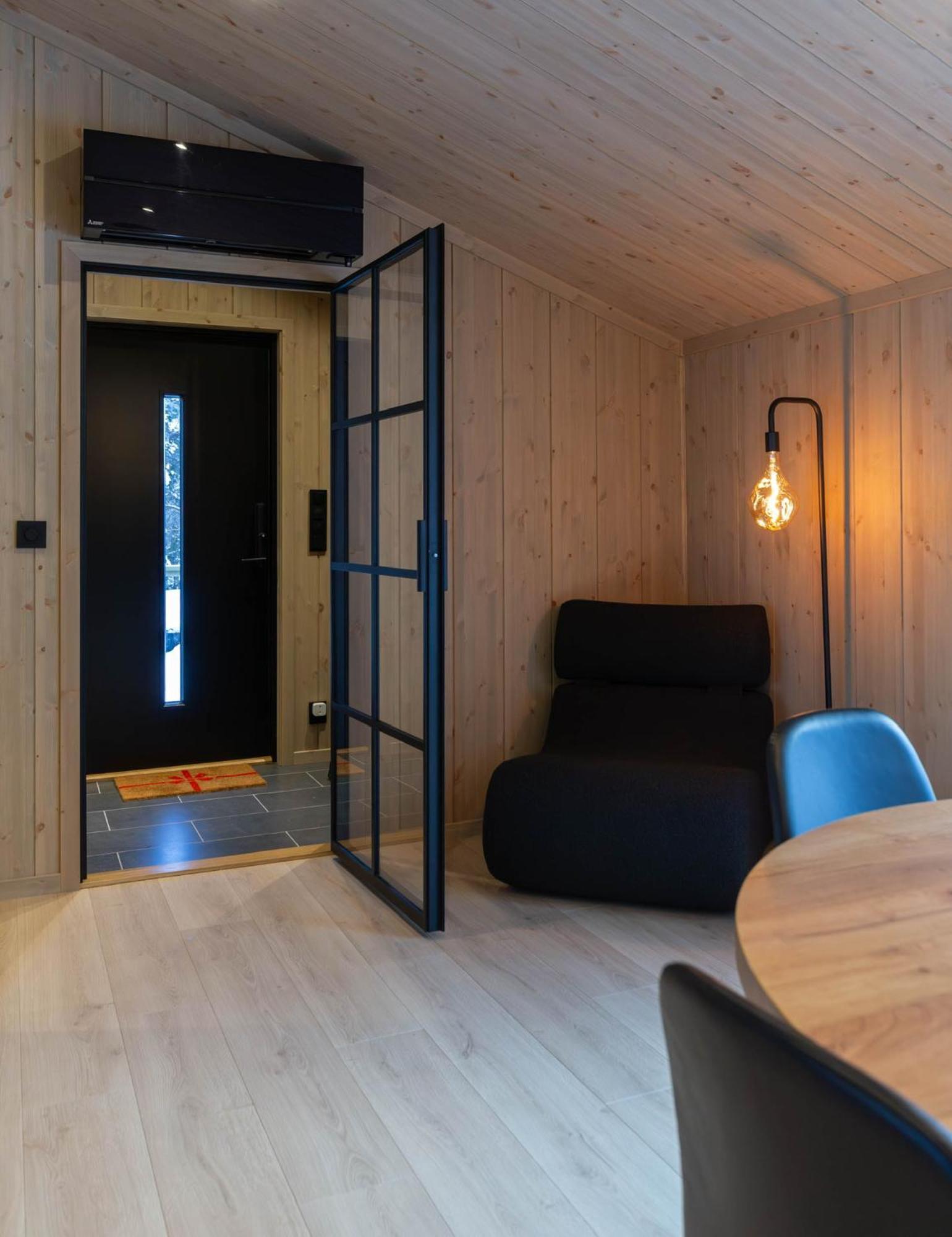 High Standard Cabin Close To The Fla City Center 外观 照片